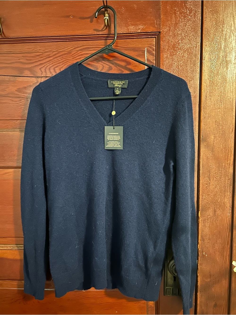Charter Club Women's Navy V-Neck Cashmere Sweater